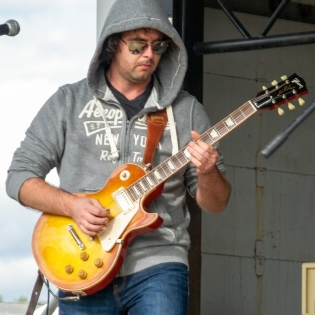 Kevin  H - Rockstar Music Instructor